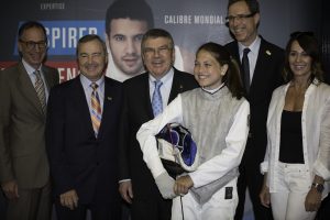 Michel Labrecque à l'INS Québec lors d'une visite du Comité international olympique.